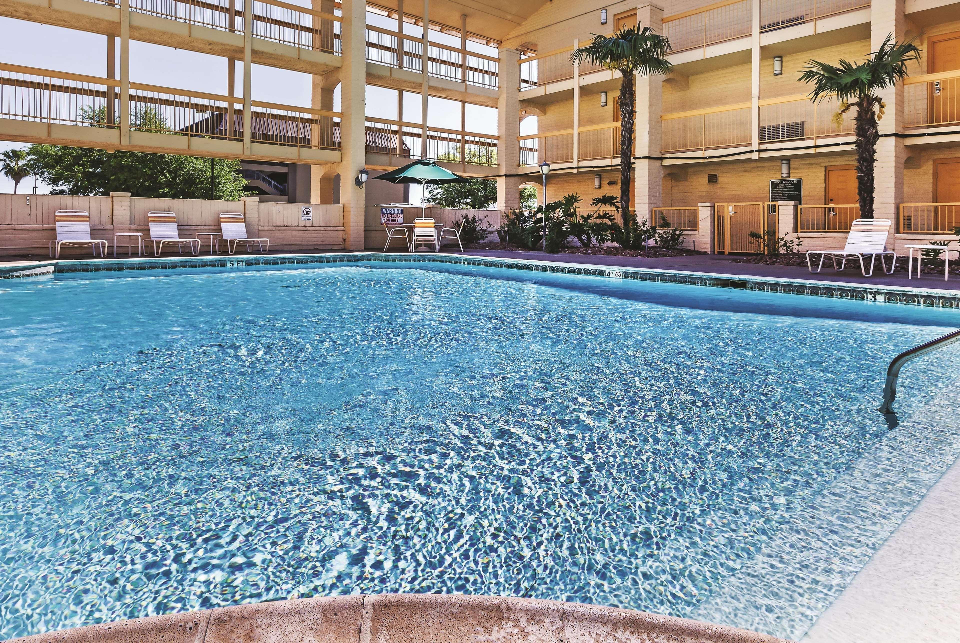 Travelodge By Wyndham Houston Cy-Fair Cypress Esterno foto