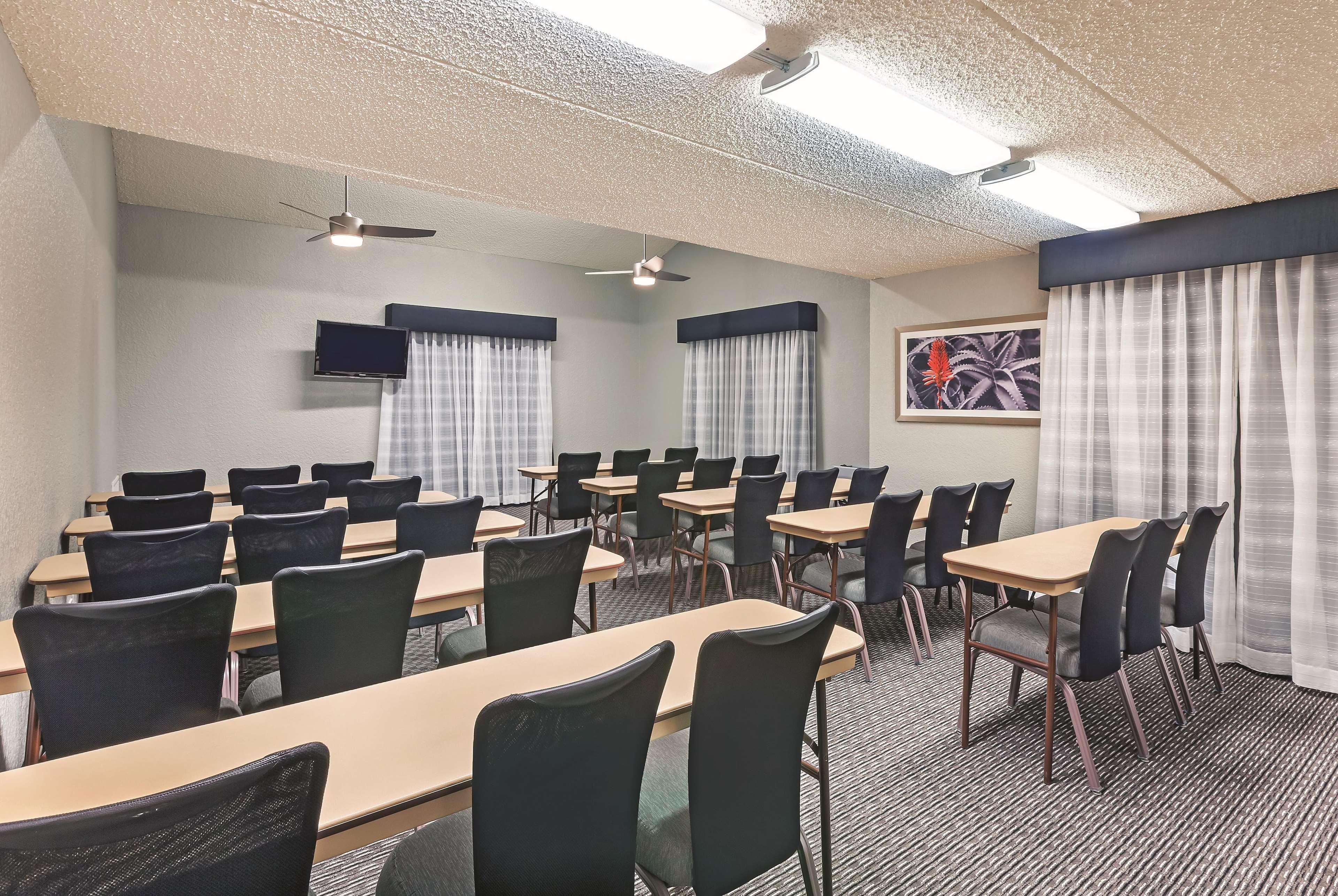 Travelodge By Wyndham Houston Cy-Fair Cypress Esterno foto