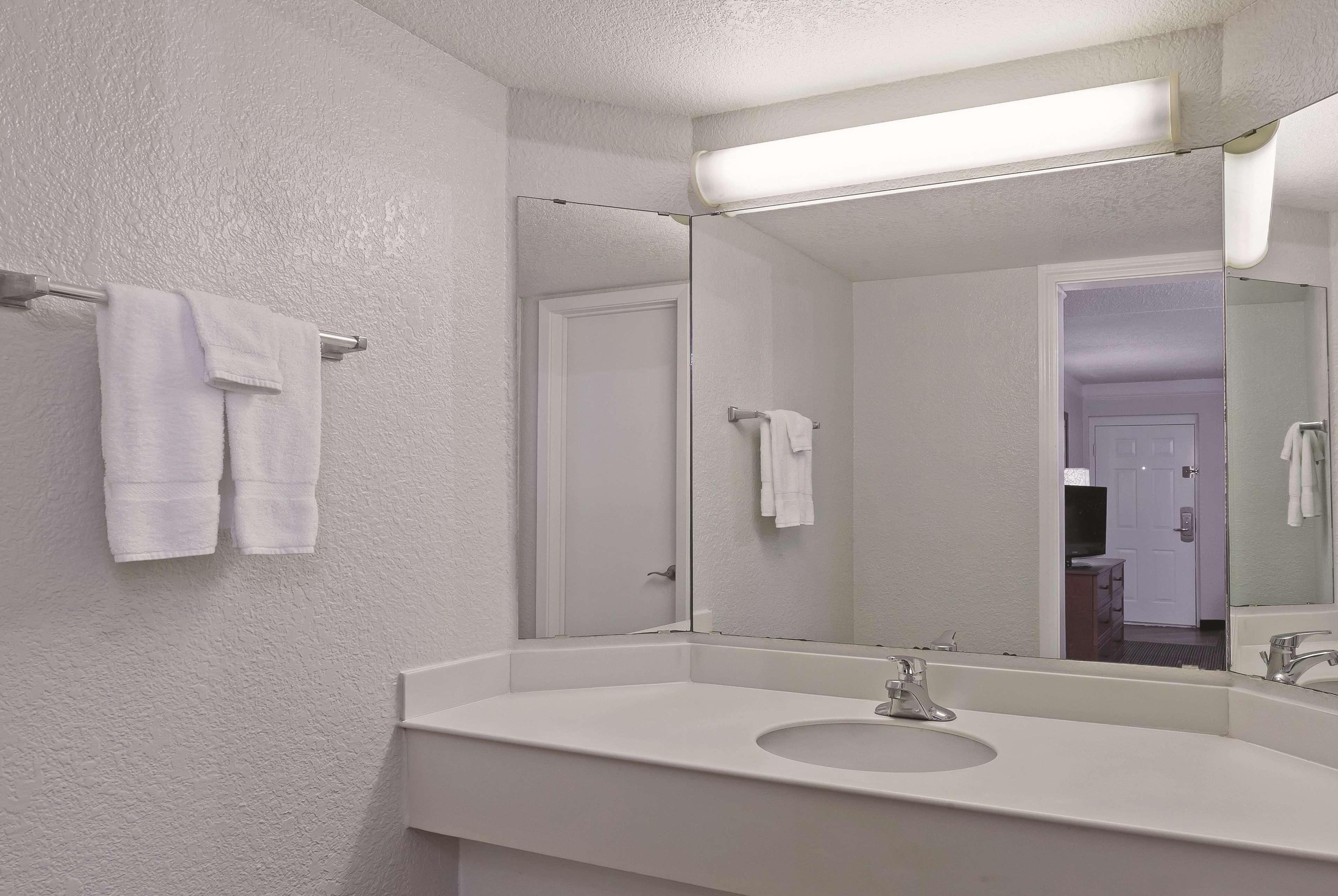 Travelodge By Wyndham Houston Cy-Fair Cypress Esterno foto